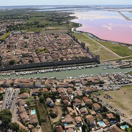 Superbe appartement de caractère au calme Aigues-Mortes Extérieur photo